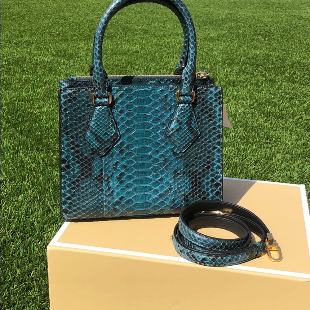 ๐ผ MK Genuine Python Satchel - Picture 3 of 8